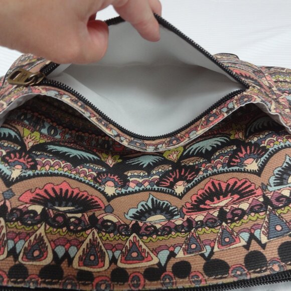 Sakroots Women’s Convertible Signature Peace Print Backpack/ Crossbody Bag/Purse - Picture 8 of 14